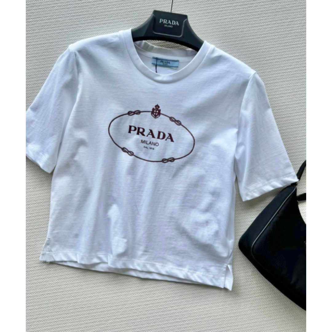 PRADA(プラダ)のプラダ　プリント入り 　 Tシャツ レディースのトップス(Tシャツ(半袖/袖なし))の商品写真