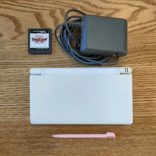 ニンテンドウ(任天堂)のNintendo DS LITE クリスタルホワイト 本体＋キングダムハーツ(携帯用ゲーム機本体)