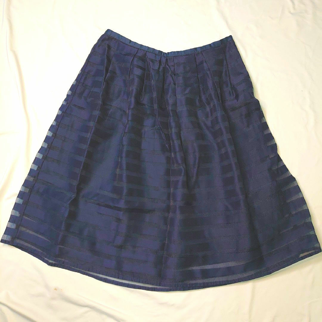 BUONA GIORNATA(ボナジョルナータ)のボナジョルナータ フレアスカート Mサイズ ネイビー レディースのスカート(ひざ丈スカート)の商品写真