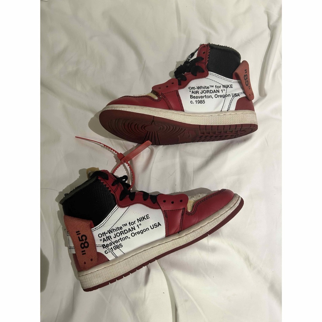 NIKE(ナイキ)のOff-White × Air Jordan 1 Retro Chicago メンズの靴/シューズ(スニーカー)の商品写真