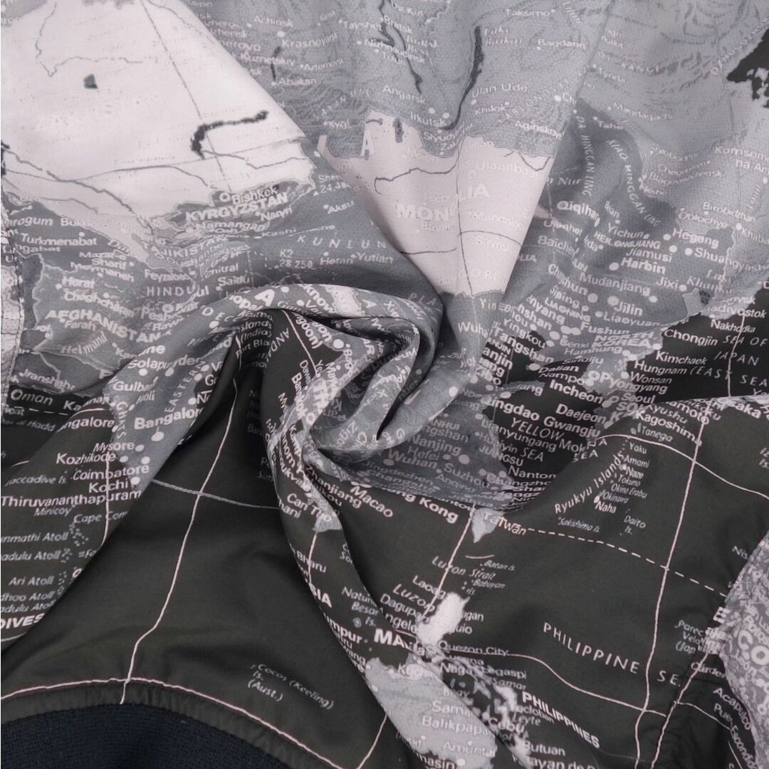 sacai(サカイ)の美品 サカイ Sacai ジャケット ブルゾン 20SS WORLD MAP BLOUSON 20-02300M 世界地図柄 ジップアップ アウター メンズ 3 メンズのジャケット/アウター(ブルゾン)の商品写真