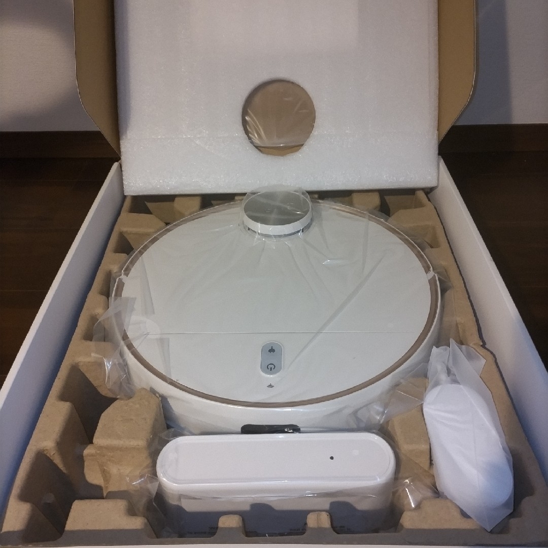 eufy - 再値下げ!新品未使用!eufy(ロボット掃除機)の通販 by eufy - 再値下げ!新品未使用!eufy(ロボット掃除機)の通販 by