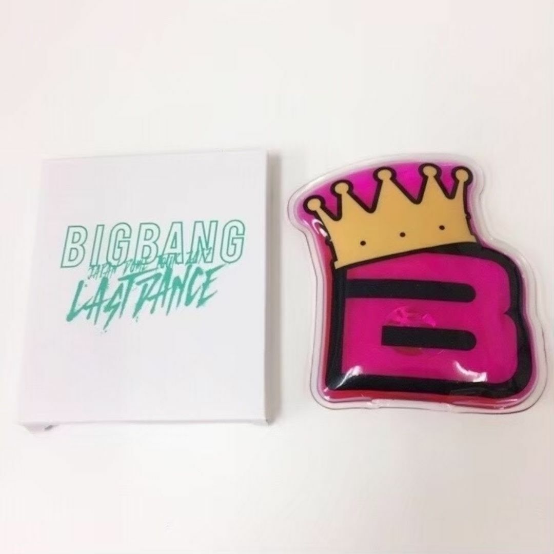 BIGBANG(ビッグバン)のBIGBANG公式グッズ♡エコウォーマー♡GD♡2017 LAST DANCE♡ エンタメ/ホビーのタレントグッズ(ミュージシャン)の商品写真