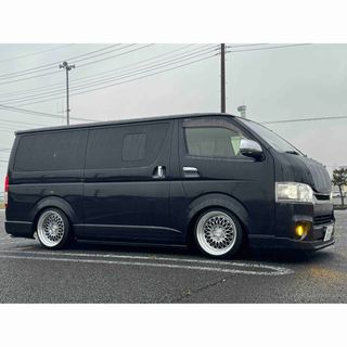 トヨタ - ハイエース4型