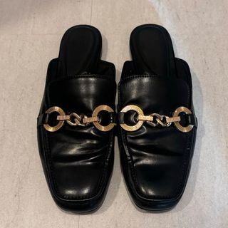 ザラ(ZARA)のZARA ミュールローファーチェーンサンダル(ローファー/革靴)