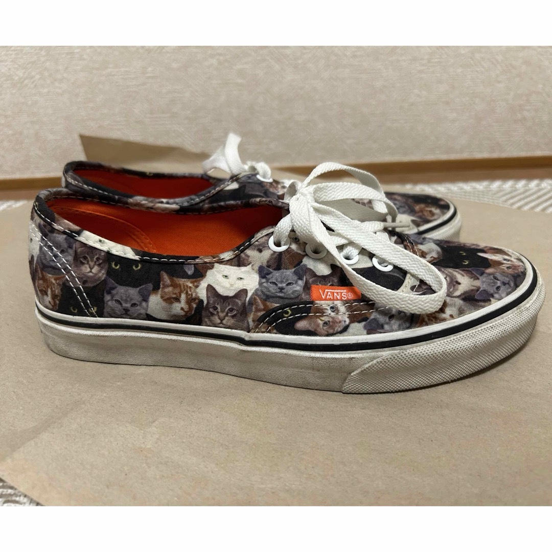 AUTHENTIC（VANS）(オーセンティック)のVANS×ASPCAコラボスニーカー 猫柄 レディースの靴/シューズ(スニーカー)の商品写真