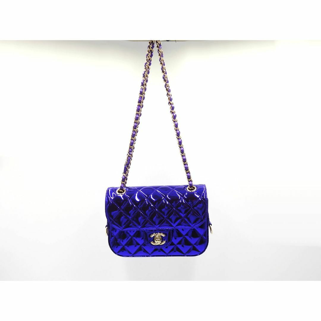 CHANEL(シャネル)のシャネル ハリウッド ブルーバード ミニ マトラッセ 20 ショルダーバッグ ミラー カーフスキン レザー メタリック パープル【中古】 レディースのバッグ(ショルダーバッグ)の商品写真