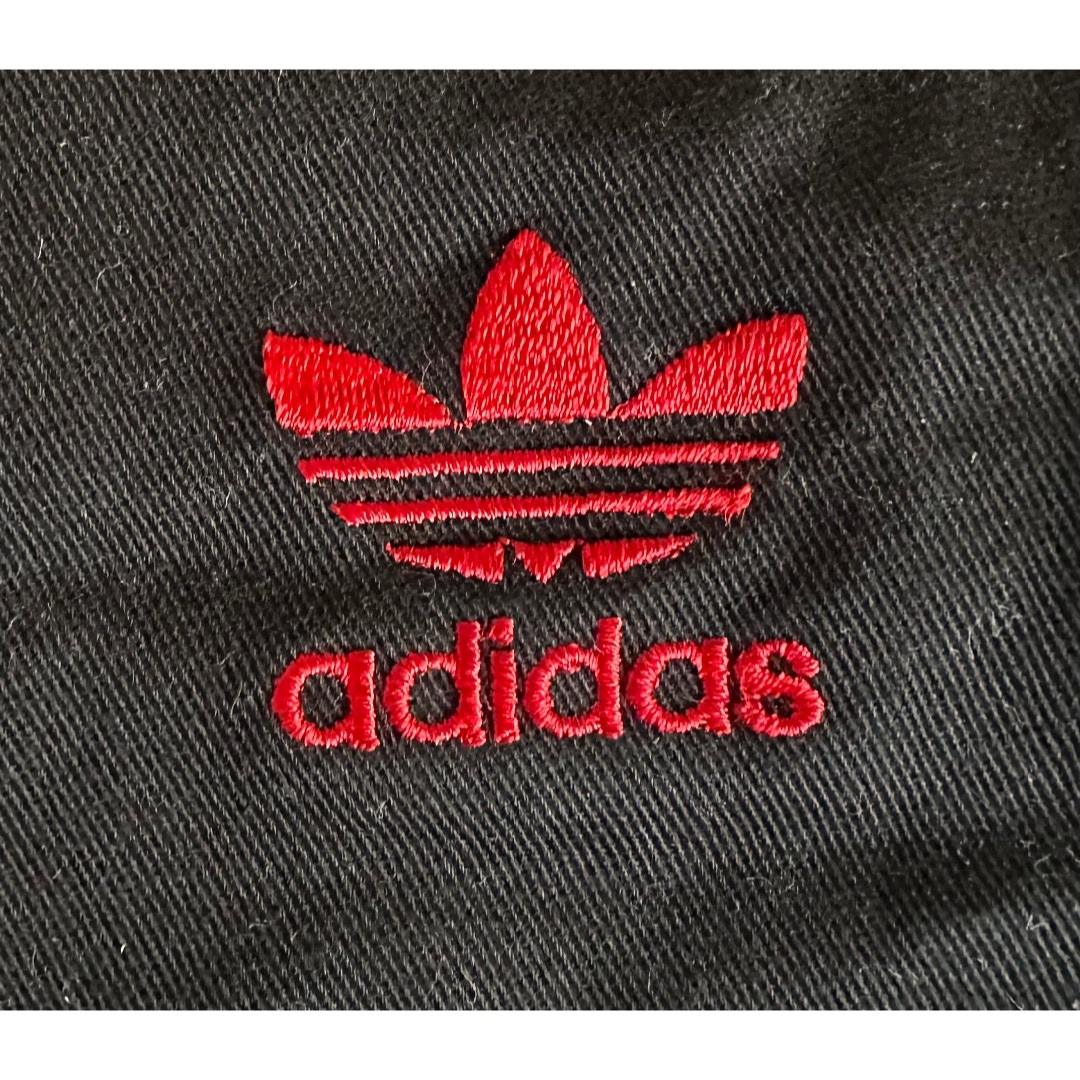 adidas(アディダス)の【ほぼ新品】adidas アディダス オリジナル パンツ　RUN DMC メンズのパンツ(ワークパンツ/カーゴパンツ)の商品写真