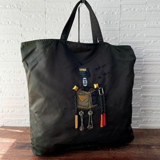 プラダ(PRADA)のプラダ ナイロン ハンド トート バッグ ロボット 三角プレートロゴ カーキ 緑(トートバッグ)