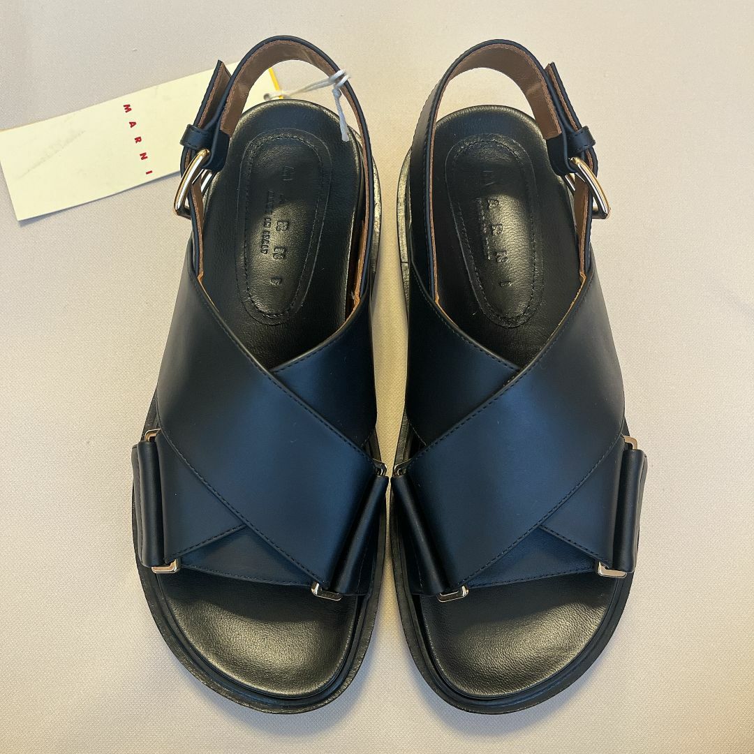 Marni(マルニ)のMARNI フスベット スムースカーフスキンレザー サンダル レディースの靴/シューズ(サンダル)の商品写真