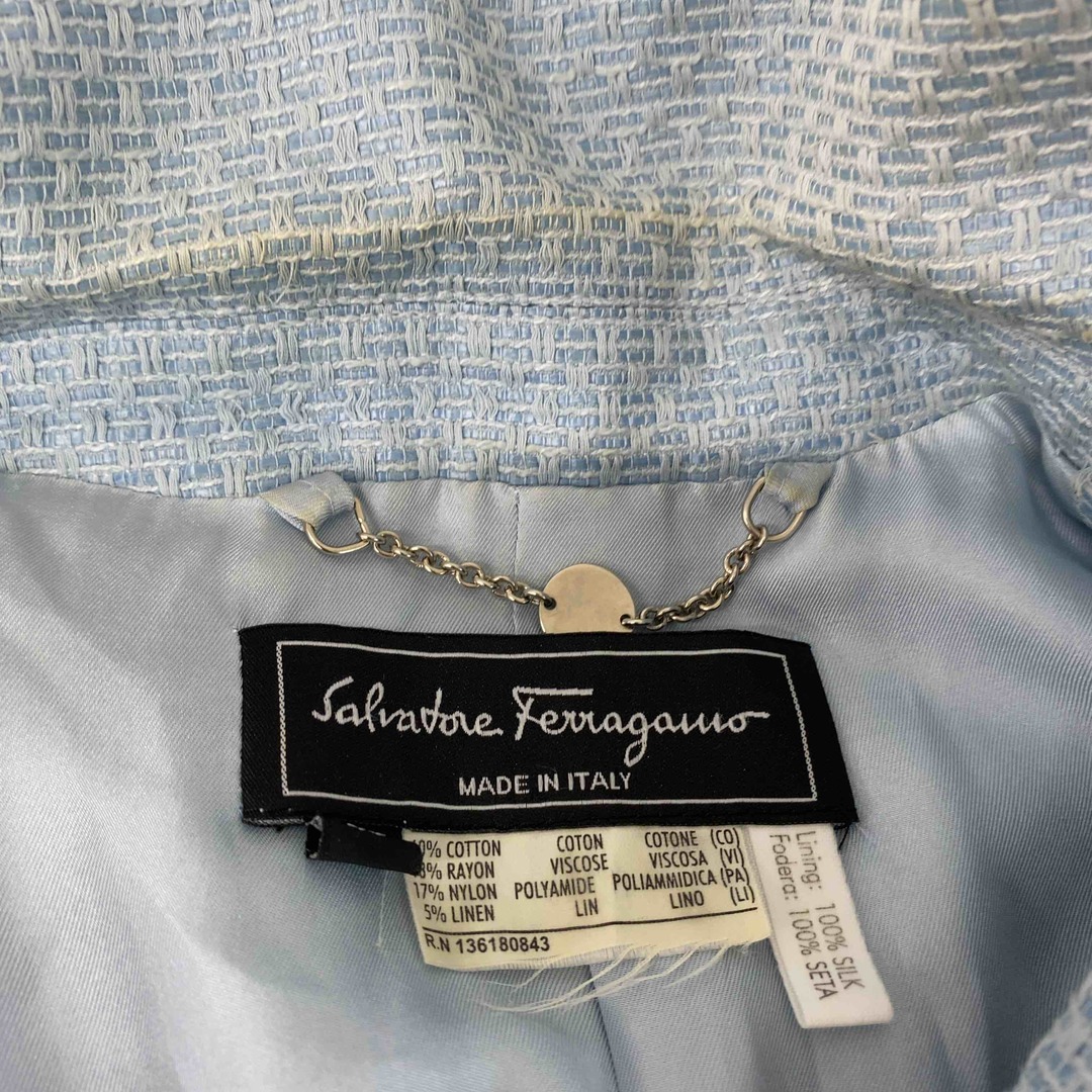 Salvatore Ferragamo(サルヴァトーレフェラガモ)のSalvatore Ferragamo サルヴァトーレフェラガモ レディース テーラードジャケット　リネン混　裏地シルク　水色　イタリア製 レディースのジャケット/アウター(テーラードジャケット)の商品写真