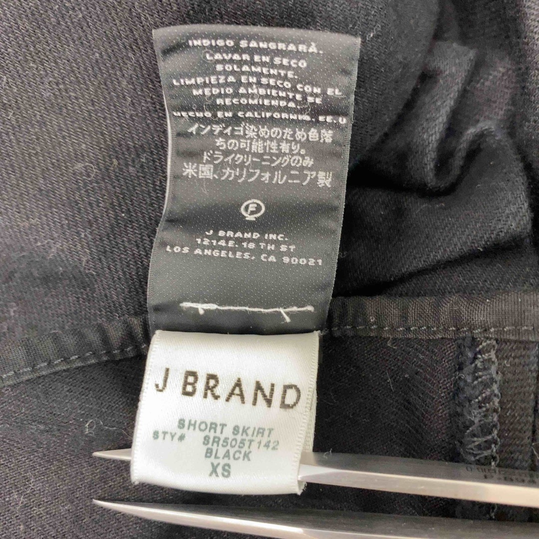 J BRAND(ジェイブランド)のJ BRAND ジェイブランド レディース ミニスカート 黒 フリル XS 綿 レディースのスカート(ミニスカート)の商品写真