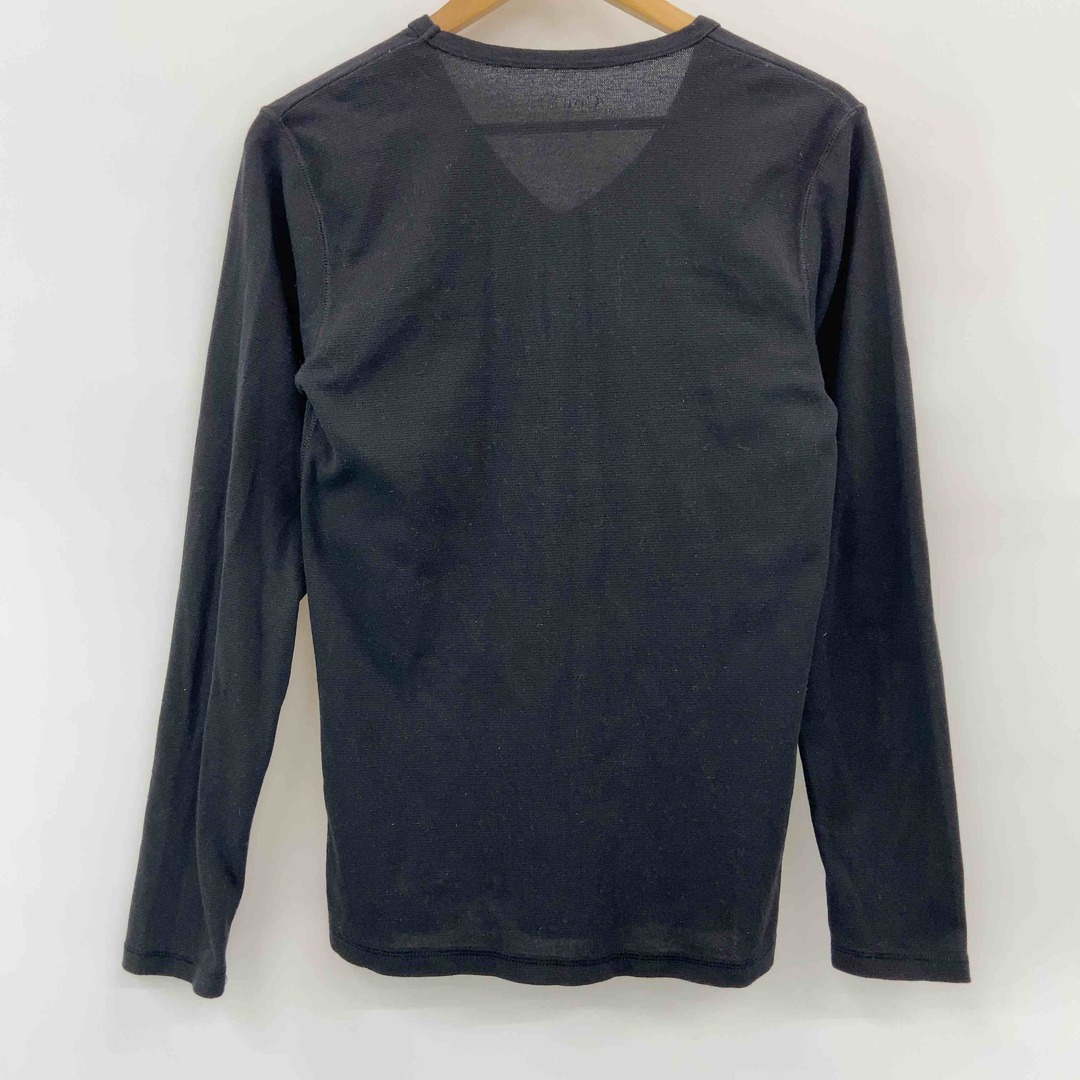 Confirm(コンファーム)のConfirm コンファーム Tシャツ（長袖）Vネック ブラック メンズのトップス(Tシャツ/カットソー(七分/長袖))の商品写真