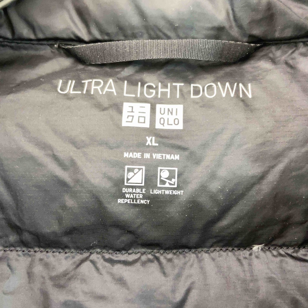 UNIQLO(ユニクロ)のUNIQLO ユニクロ メンズ 中綿・ダウンベスト ULTRA LIGHT DOWN ブラック メンズのジャケット/アウター(ダウンベスト)の商品写真