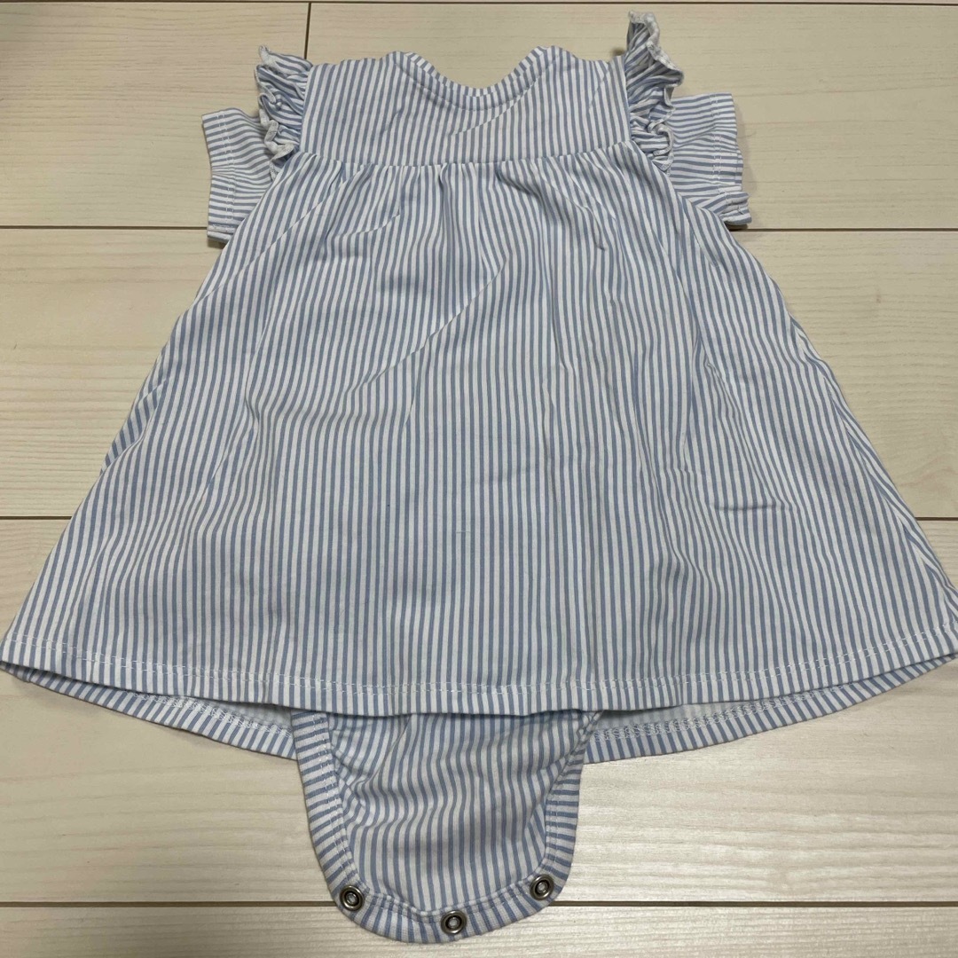 H&M(エイチアンドエム)のH&M ロンパース  4〜6ヶ月 キッズ/ベビー/マタニティのベビー服(~85cm)(ロンパース)の商品写真