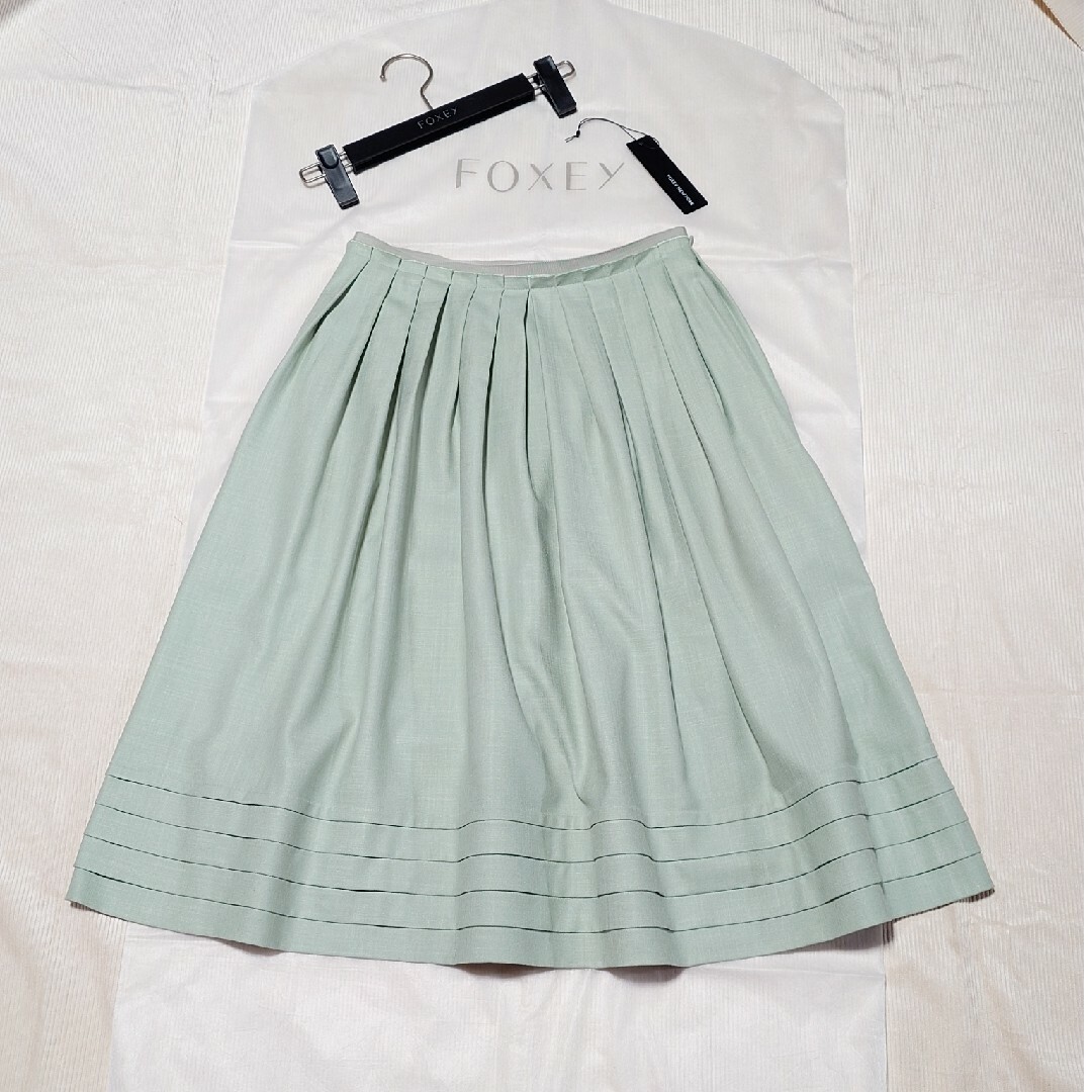 FOXEY(フォクシー)のFOXEY NEW YORK Skirt Linen Bell 38 レディースのスカート(ひざ丈スカート)の商品写真