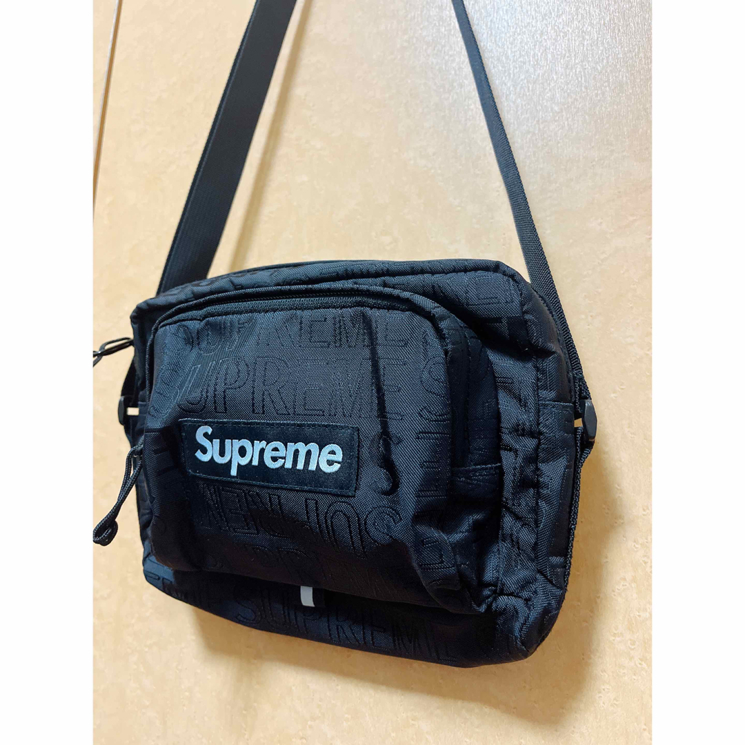 Supreme(シュプリーム)の【y様専用】Supreme ショルダーバッグ メンズのバッグ(ショルダーバッグ)の商品写真