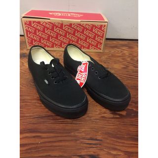 ヴァンズ(VANS)のVANS SHOES AUTHENTIC BLK/BLK 新品未使用、送料込み！(スニーカー)