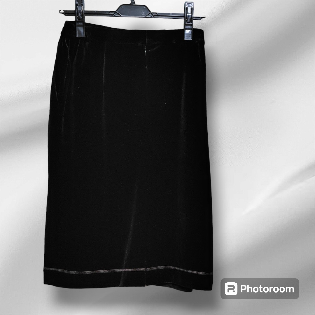 ライン　ベルベットスカート レディースのスカート(ひざ丈スカート)の商品写真