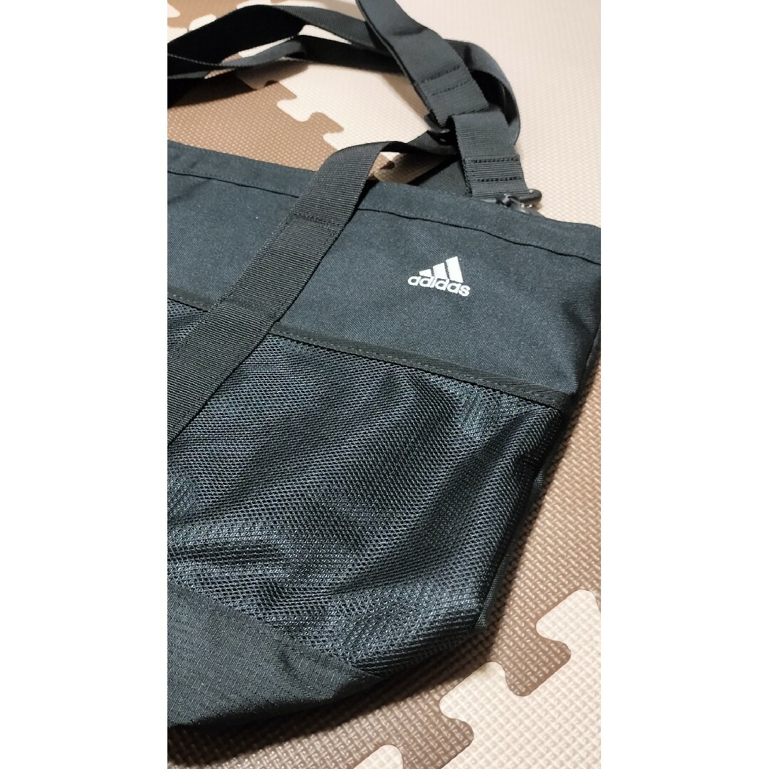 adidas(アディダス)の☆ATB-004 アディダス 2WAYトートバッグ 22L 黒 レディースのバッグ(トートバッグ)の商品写真