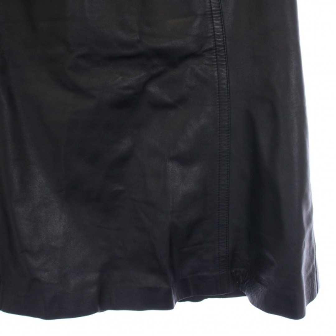 EPOCA(エポカ)のエポカ EPOCA フレアスカート ひざ丈 レザー 40 S 黒 レディースのスカート(ひざ丈スカート)の商品写真