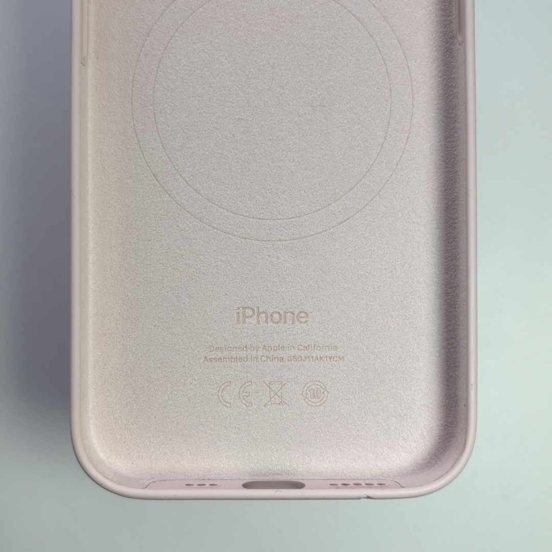 Apple(アップル)のアップル純正 iPhone 14 シリコンケース チョークピンク MagSafe スマホ/家電/カメラのスマホアクセサリー(iPhoneケース)の商品写真