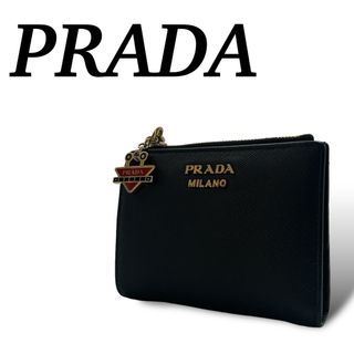 プラダ(PRADA)のプラダ　二つ折り財布　コンパクトジップウォレット　ロボットチャーム　ブラック　革(財布)