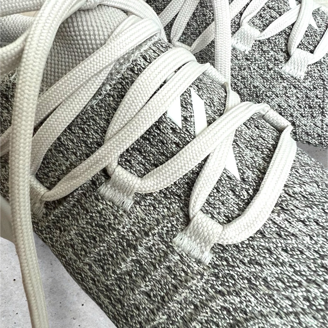 adidas(アディダス)の新品☆アディダススニーカーAlphaBOUNCE トレーニングシューズ23cm メンズの靴/シューズ(スニーカー)の商品写真