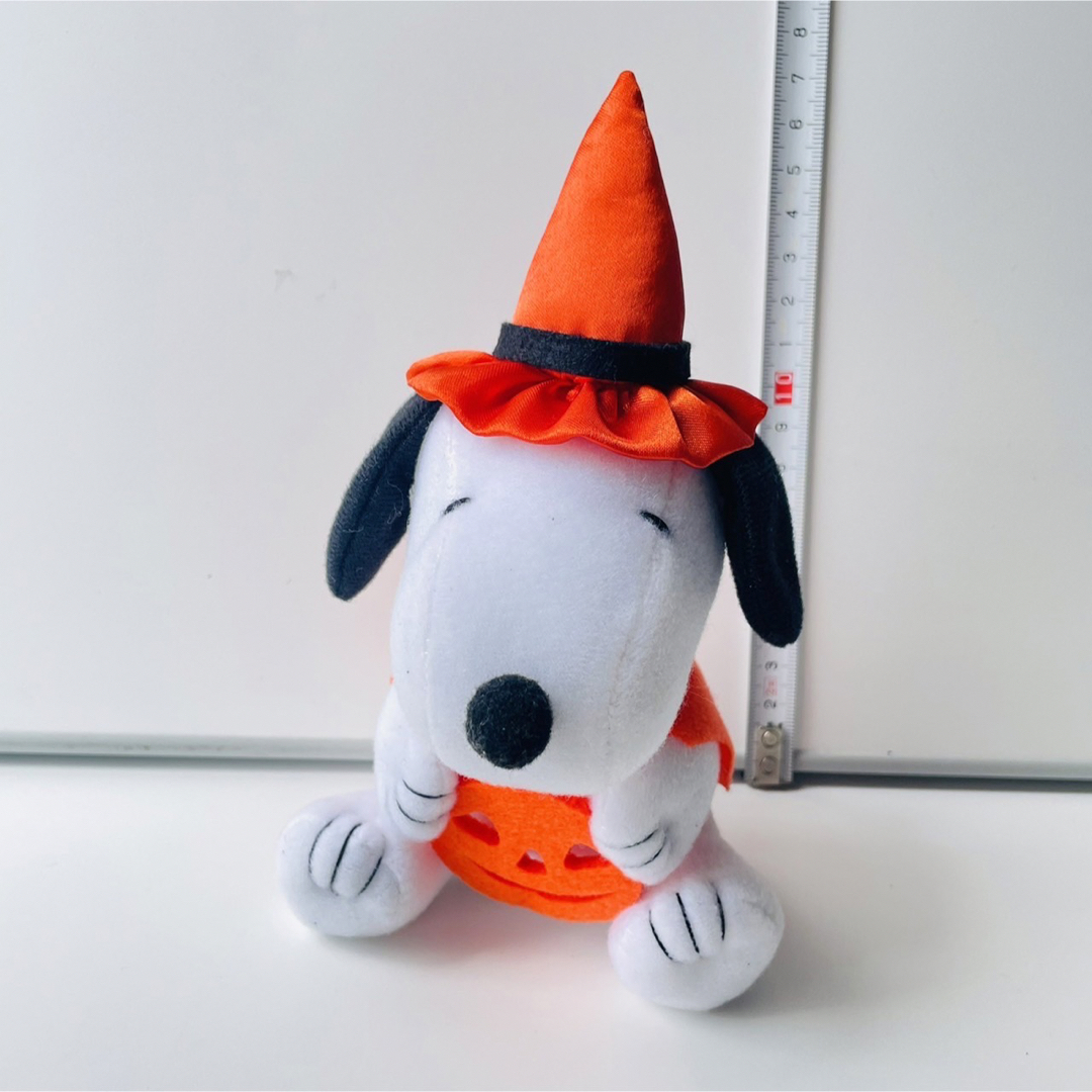 SNOOPY  ぬいぐるみ　スヌーピー　ハロウィン　マスコット エンタメ/ホビーのおもちゃ/ぬいぐるみ(ぬいぐるみ)の商品写真