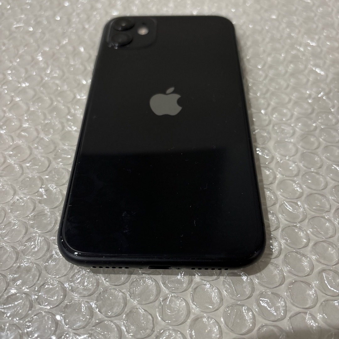 iPhone(アイフォーン)のiPhone 11 256 GB SIMフリー スマホ/家電/カメラのスマートフォン/携帯電話(スマートフォン本体)の商品写真