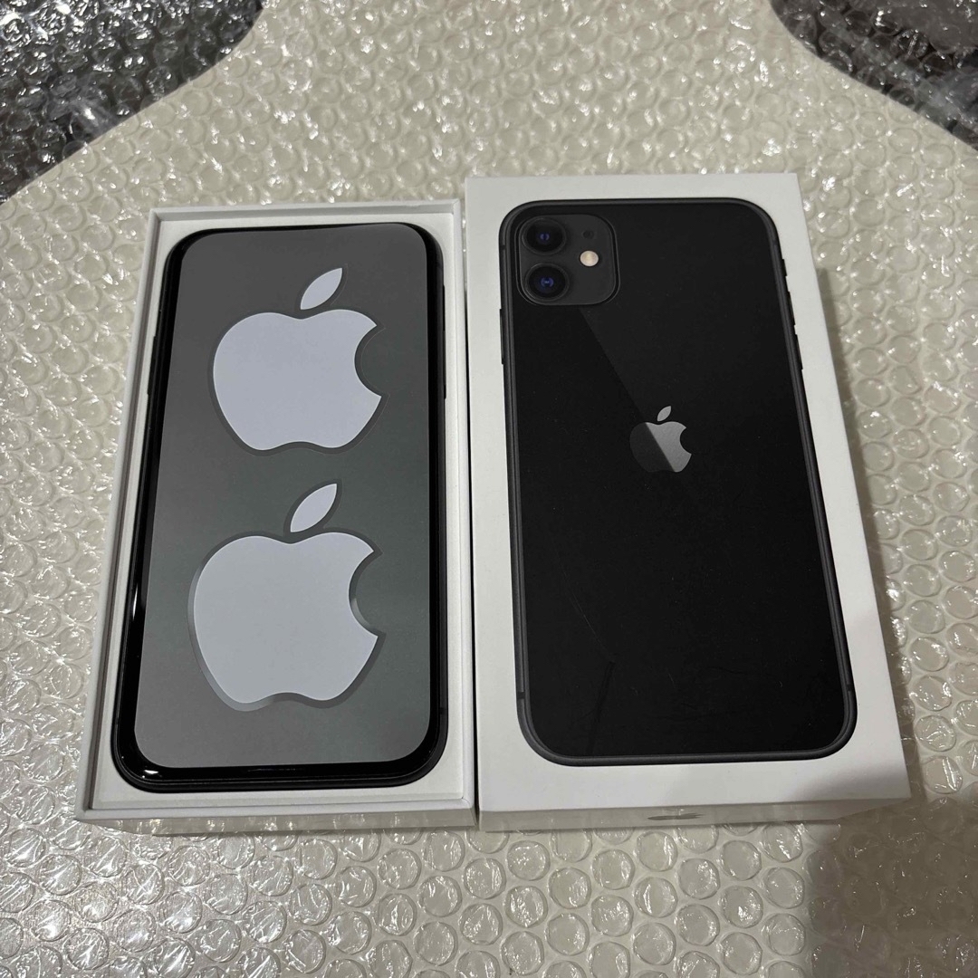 iPhone(アイフォーン)のiPhone 11 256 GB SIMフリー スマホ/家電/カメラのスマートフォン/携帯電話(スマートフォン本体)の商品写真