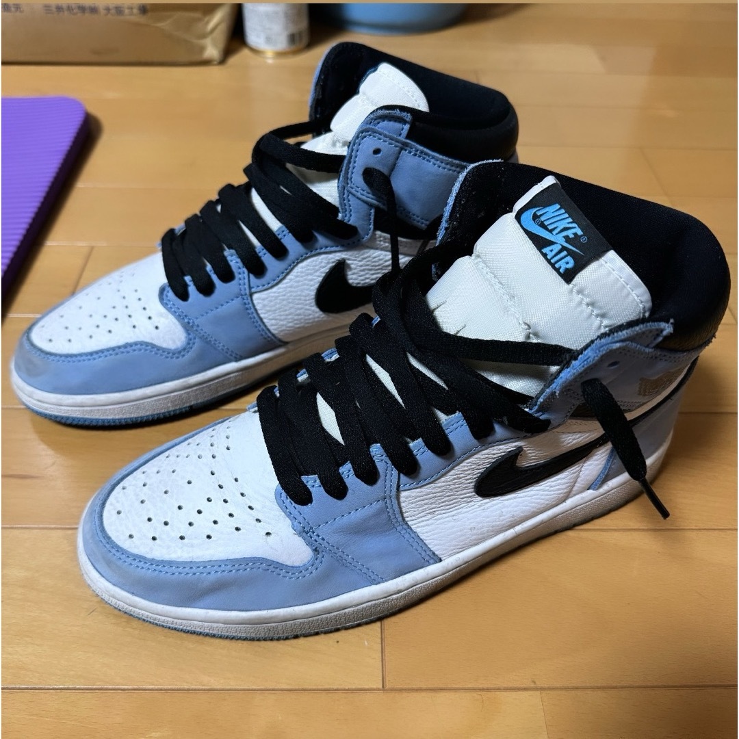 NIKE(ナイキ)のナイキ エアジョーダン1 ハイ OG ユニバーシティブルー AIR JORDAN メンズの靴/シューズ(スニーカー)の商品写真