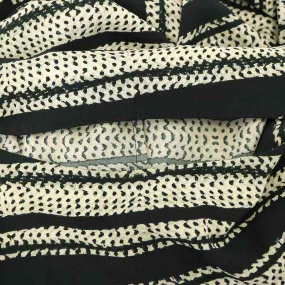 ARMANI EXCHANGE(アルマーニエクスチェンジ)のアルマーニエクスチェンジ ボーダー柄ワンピース ひざ丈 長袖 PO S 黒 白 レディースのワンピース(ひざ丈ワンピース)の商品写真