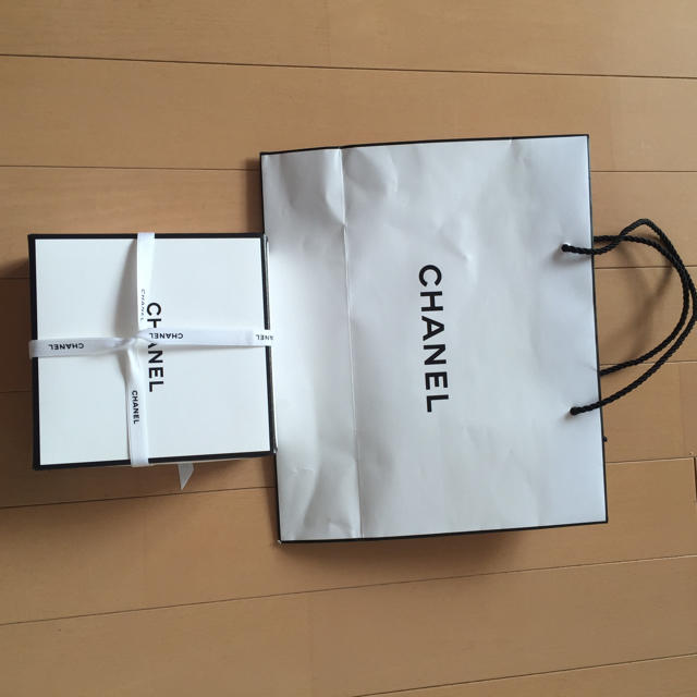 CHANEL(シャネル)のシャネルミラー インテリア/住まい/日用品の日用品/生活雑貨/旅行(日用品/生活雑貨)の商品写真