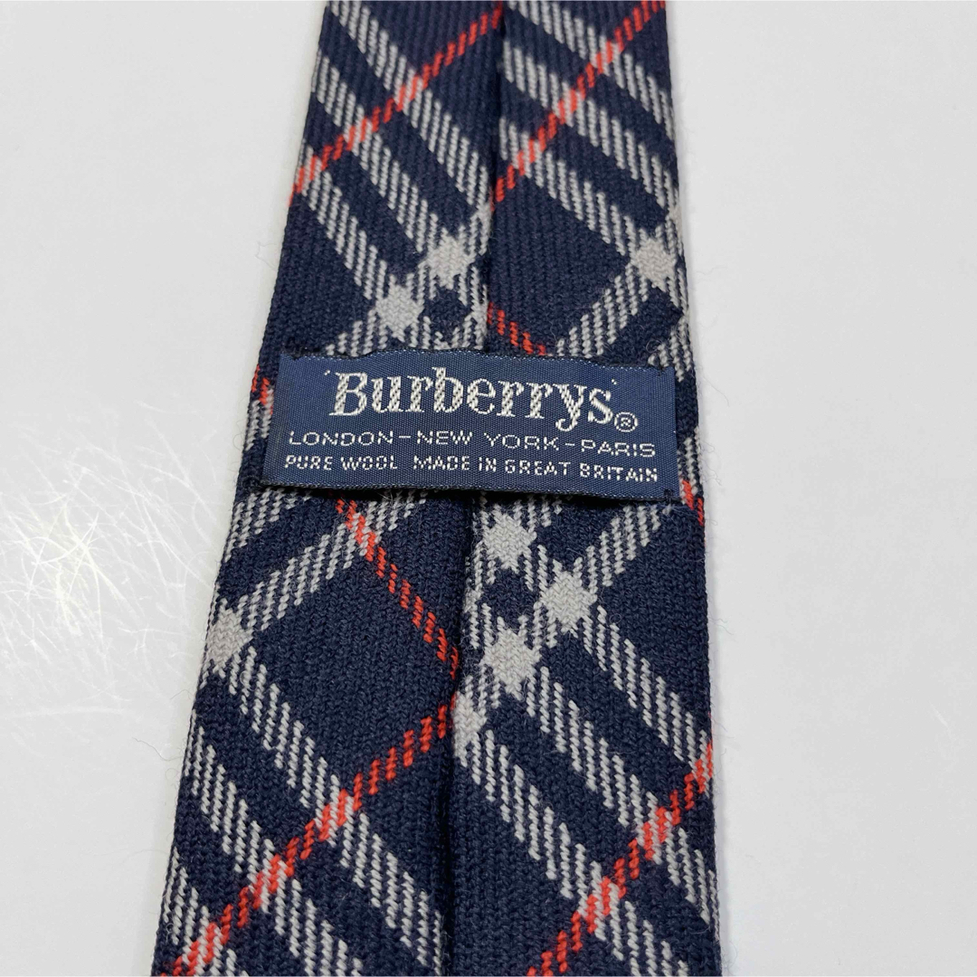 BURBERRY(バーバリー)の美品 バーバリー ネクタイ ハイブランド ノバチェック柄 光沢 希少 細身 メンズのファッション小物(ネクタイ)の商品写真