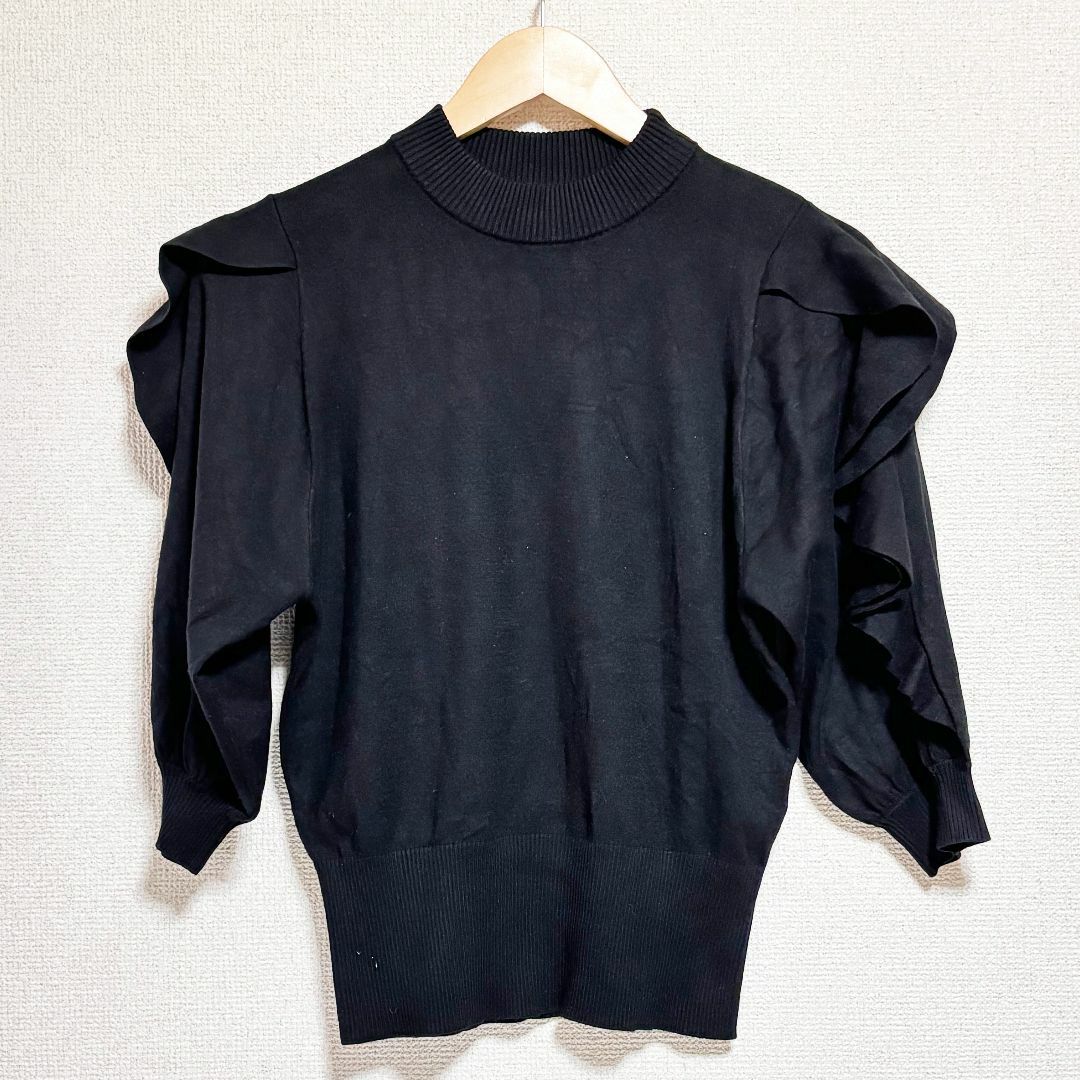SLY(スライ)のSLY　スライ　ニット　セーター　黒　五分袖　フリル　ハイネック　ブラック　パフ レディースのトップス(ニット/セーター)の商品写真