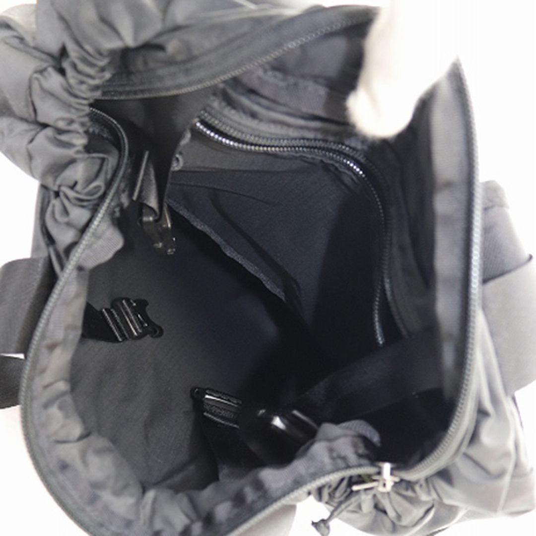 patagonia(パタゴニア)のパタゴニア ウルトラライト ブラックホール トートパック リュックサック 黒 レディースのバッグ(リュック/バックパック)の商品写真