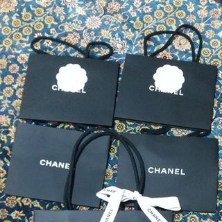 シャネル(CHANEL)のCHANELシャネル ショップ紙袋×4枚💞 新品‼️(ショップ袋)