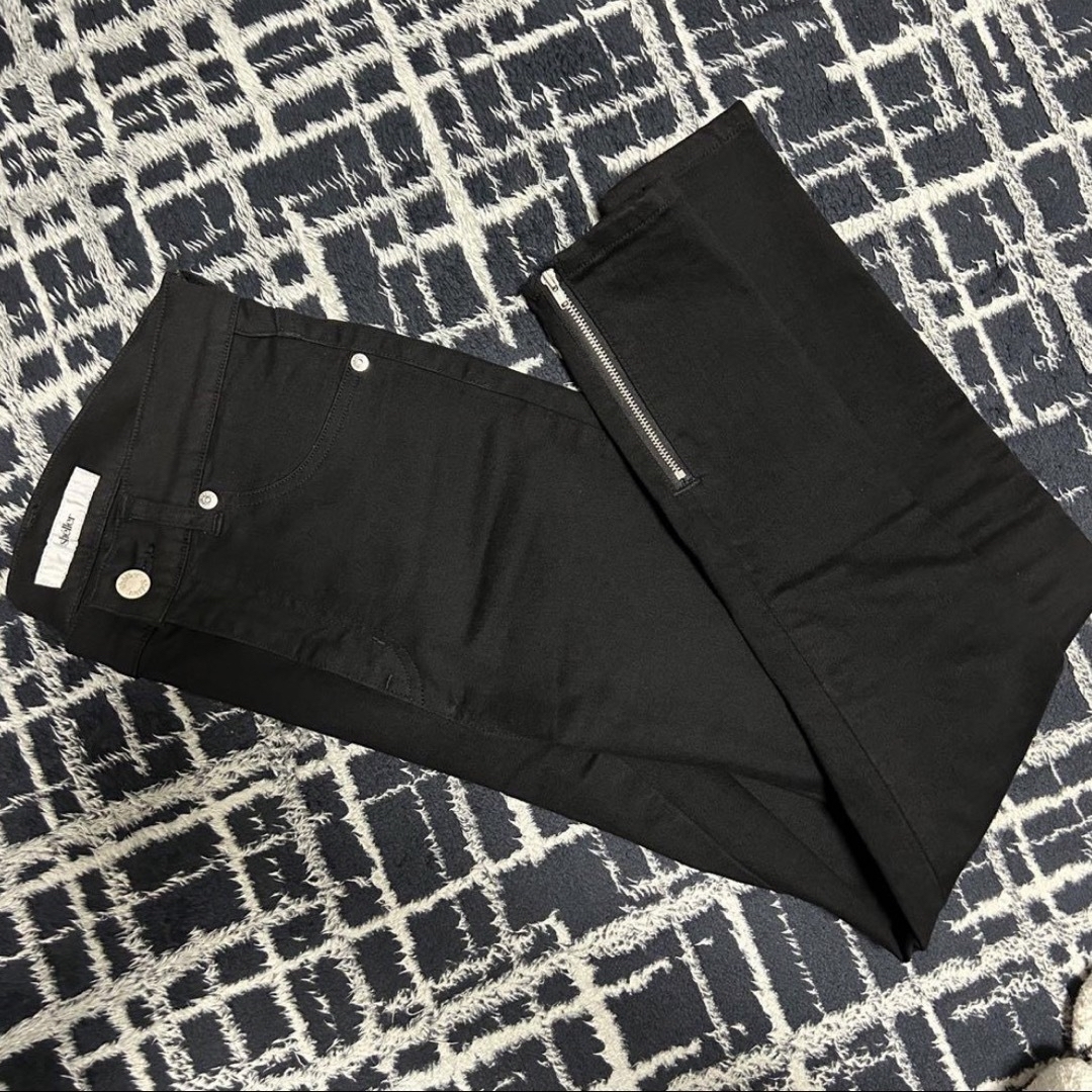 eimy istoire(エイミーイストワール)のshéller ZIP black denim♡シェリエ ♡デニム23 レディースのパンツ(デニム/ジーンズ)の商品写真