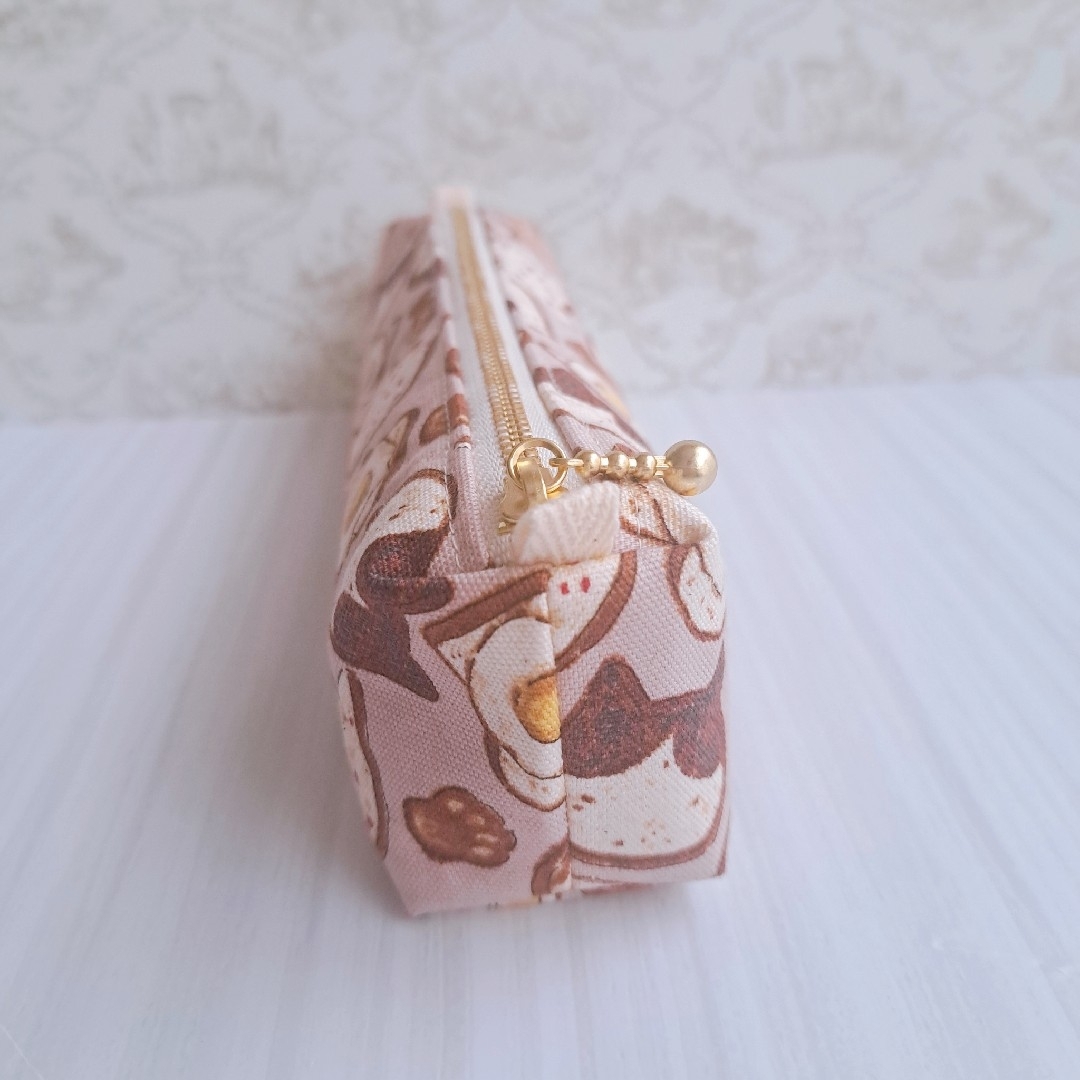 スクエアペンケース 猫にゃんこパン ピンク シンプル ポーチ ブラシケース ハンドメイドのファッション小物(ポーチ)の商品写真