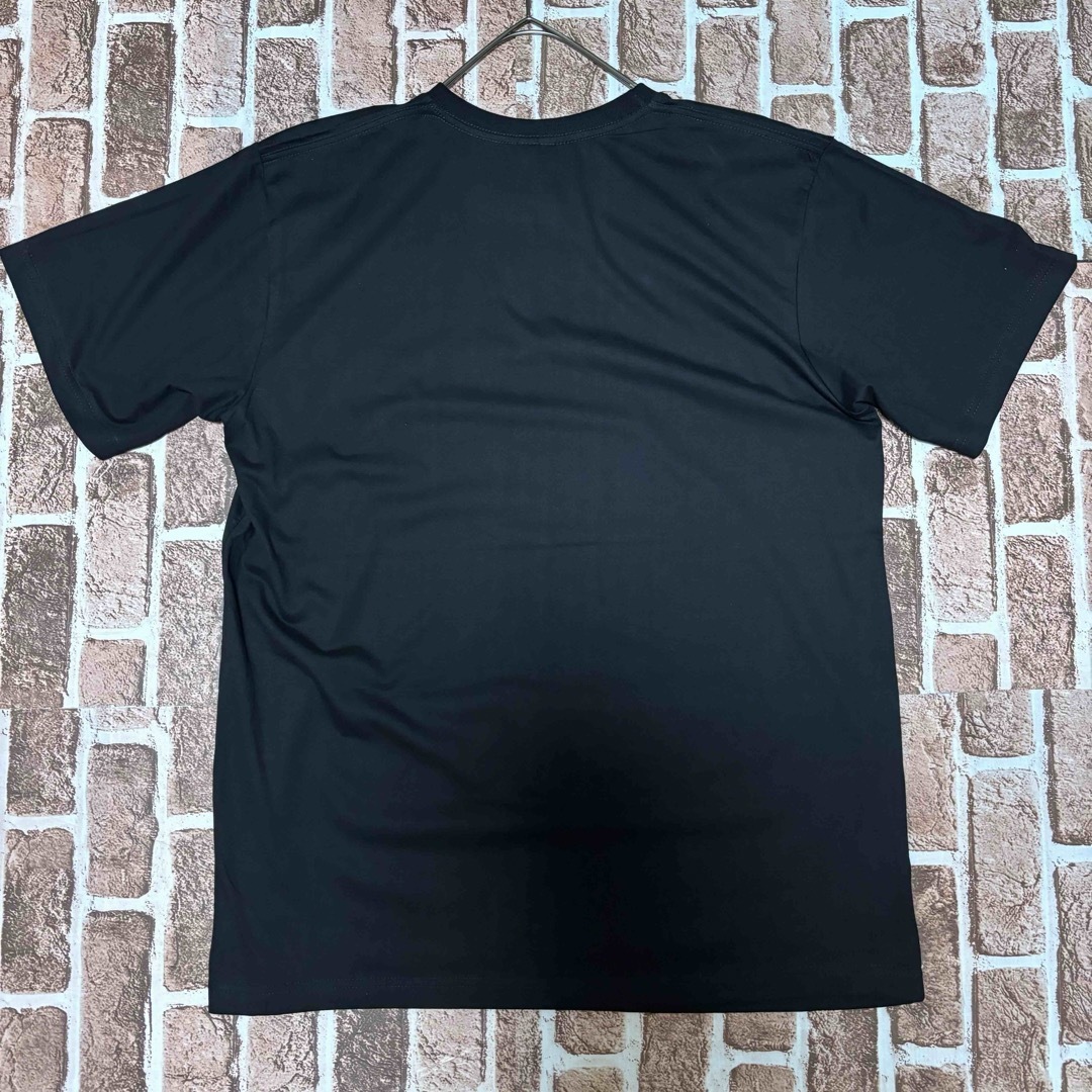MUSIC TEE(ミュージックティー)の【大人気❗️】バンドTシャツ☆デカロゴ　プリント　テイラースウィスト　ブラック メンズのトップス(Tシャツ/カットソー(半袖/袖なし))の商品写真