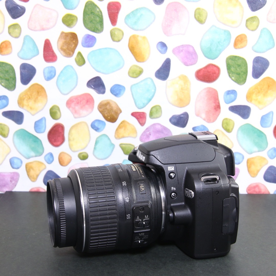 Nikon(ニコン)の♥︎◇NIKON ニコン D60 ◇スマホ転送♪ ◇ショット数極少♪ スマホ/家電/カメラのカメラ(デジタル一眼)の商品写真