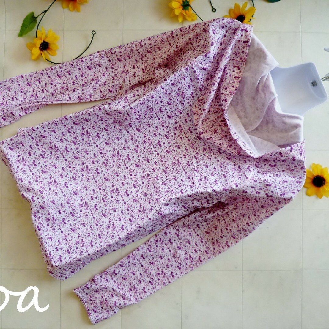《紫/3L》小花柄パーカーラッシュガード 大きいサイズ レディースの水着/浴衣(水着)の商品写真