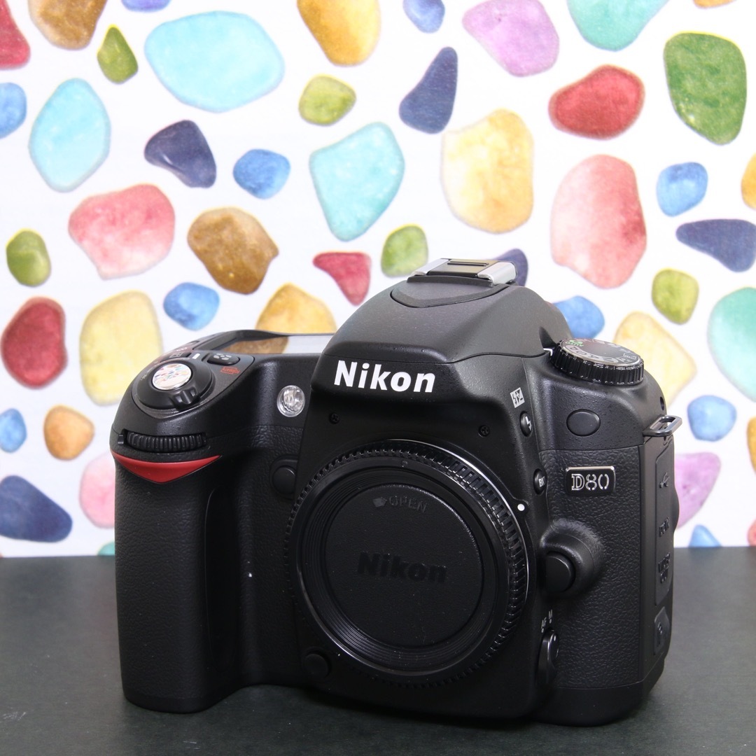 Nikon(ニコン)の♥︎◇Nikon D80 ボディ ◇ショット数13回 ◇美品 スマホ/家電/カメラのカメラ(デジタル一眼)の商品写真