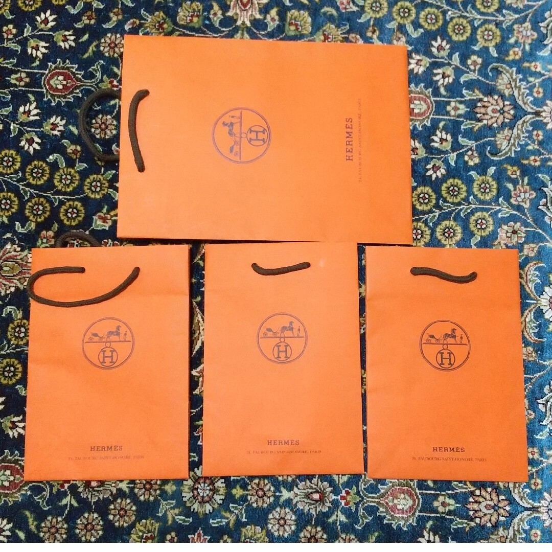 HERMES(エルメス)のHERMESエルメス ショップ紙袋×4枚💞新品 レディースのバッグ(ショップ袋)の商品写真