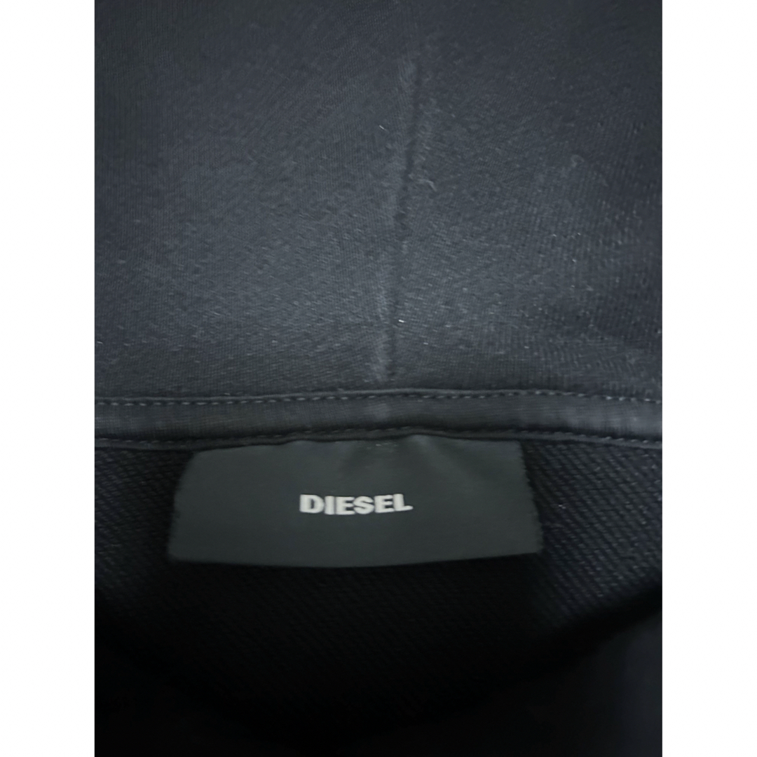 DIESEL(ディーゼル)のDIESEL パーカー 刺繍 レディースのトップス(パーカー)の商品写真