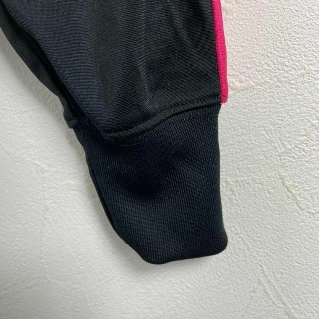 NIKE(ナイキ)のナイキ　ワンポイント刺繍ロゴ　黒　ピンク　小さめ　トラックトップ　ジャージ メンズのトップス(ジャージ)の商品写真