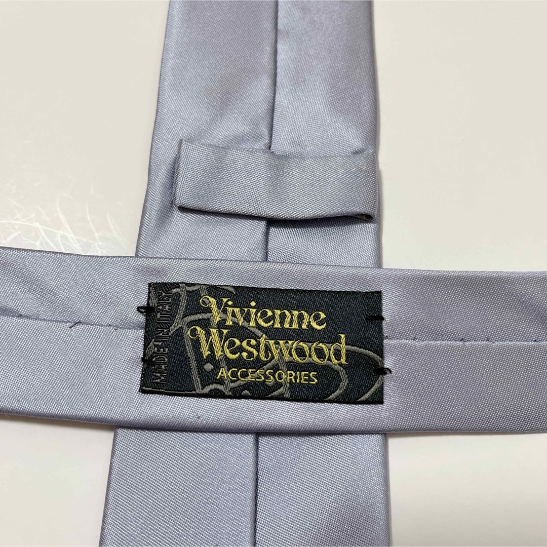 Vivienne Westwood(ヴィヴィアンウエストウッド)の美品 ヴィヴィアンウエストウッド ネクタイ ハイブランド ソリッドタイ 無地 メンズのファッション小物(ネクタイ)の商品写真