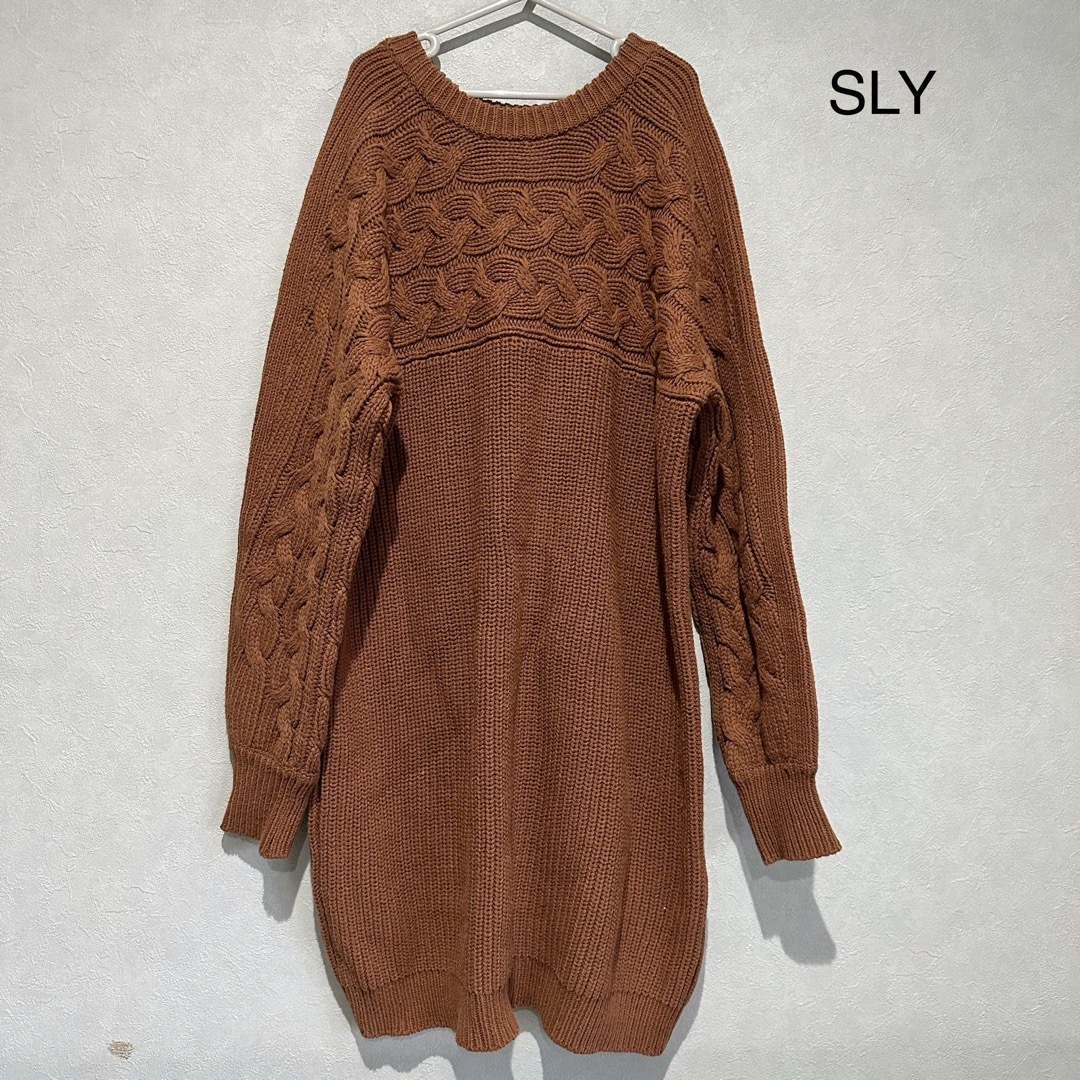 SLY(スライ)の未着用　SLY セーター　ニット　スライ レディースのトップス(ニット/セーター)の商品写真