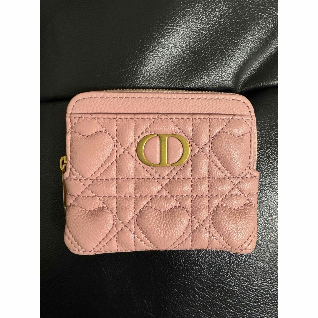 Christian Dior(クリスチャンディオール)の正規品 DIOR CARO LAVENDER ウォレット ハート キルティング レディースのファッション小物(財布)の商品写真